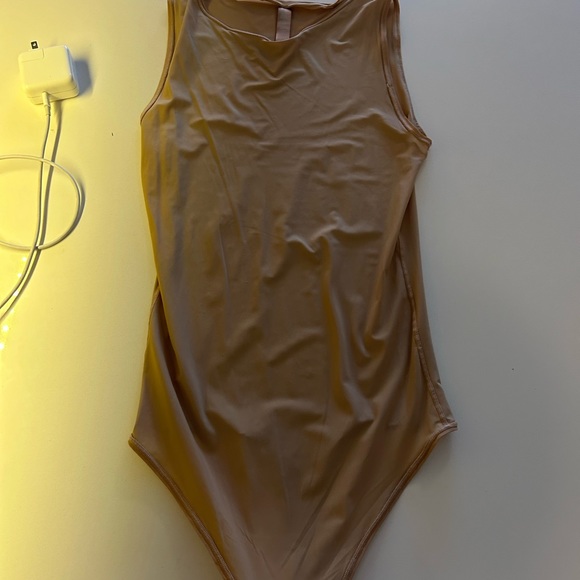 Skims jelly sheer bodysuit - Picture 3 of 3